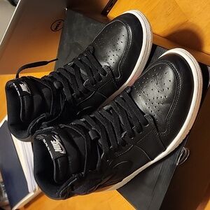 Jordan 1 Cyber Monday